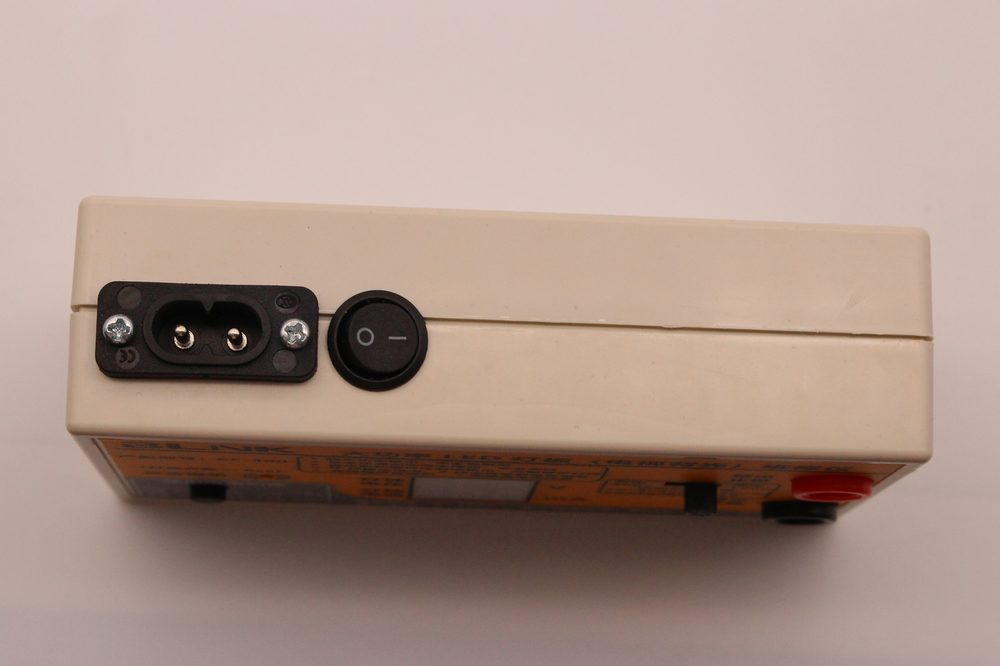 CF300 side view with terminals